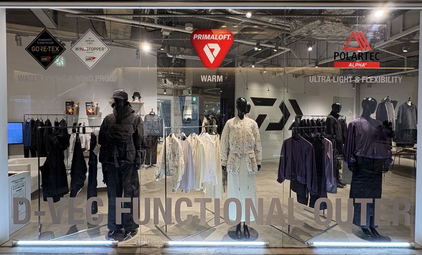 D-VEC TOKYO EXCLUSIVE