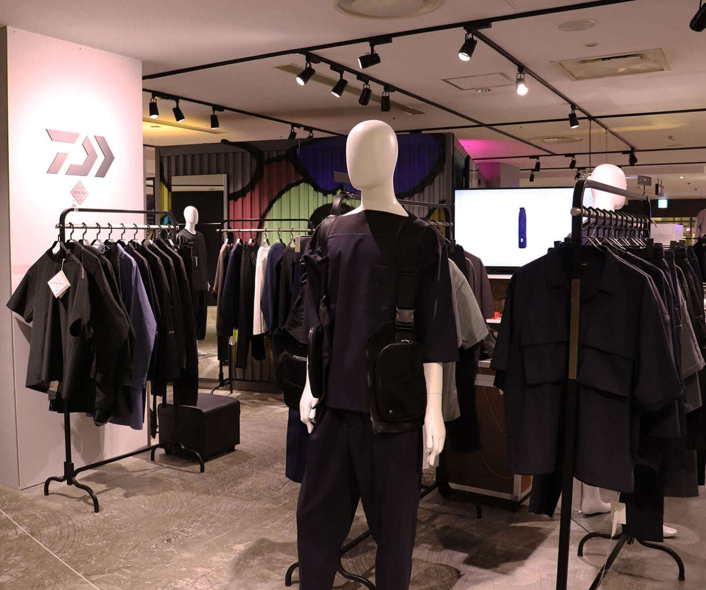 D-VEC HANKYU MENS TOKYO