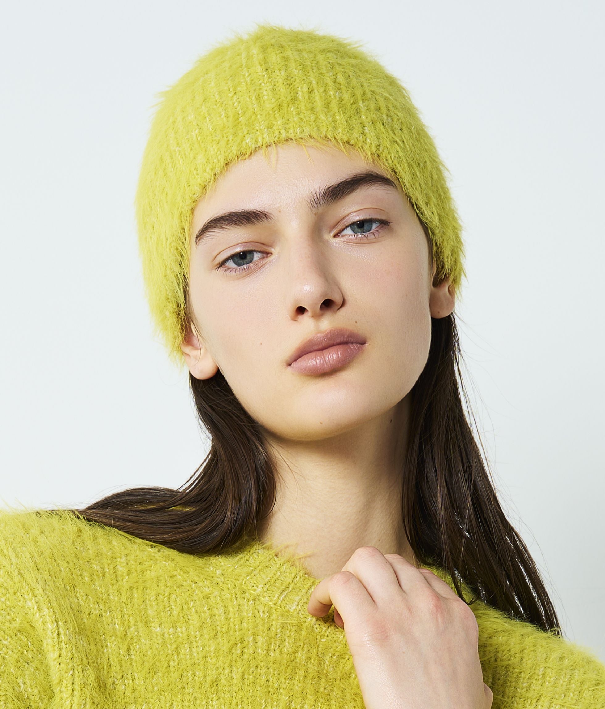 SHAGGY MOHAIR KNITHAT