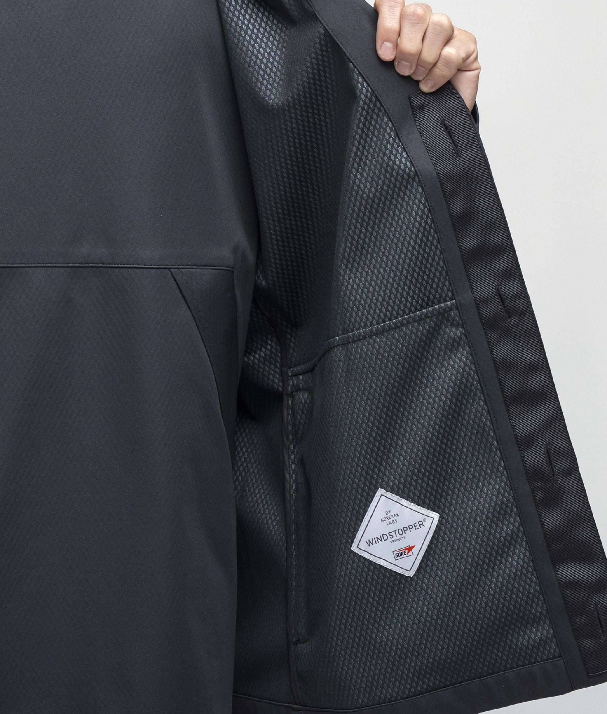 WIND STOPPER SOFT SHELL NO COLLAR JACKET