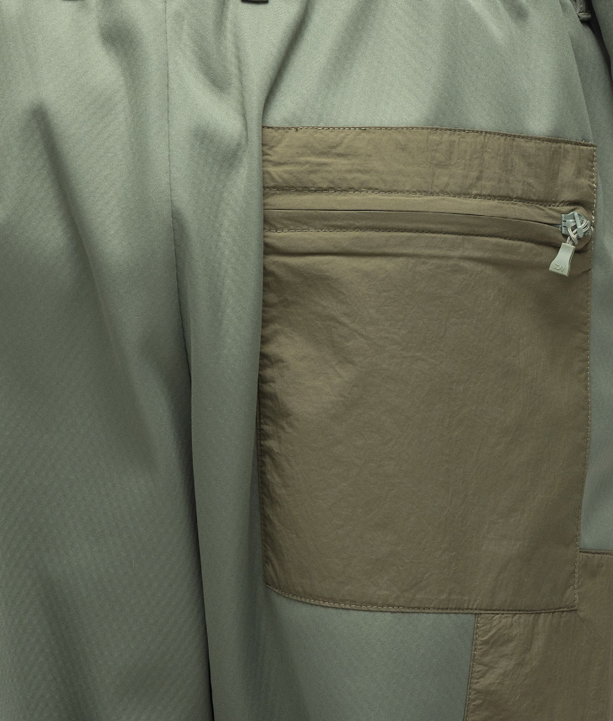 WIND STOPPER SOFT SHELL CARGO PANTS