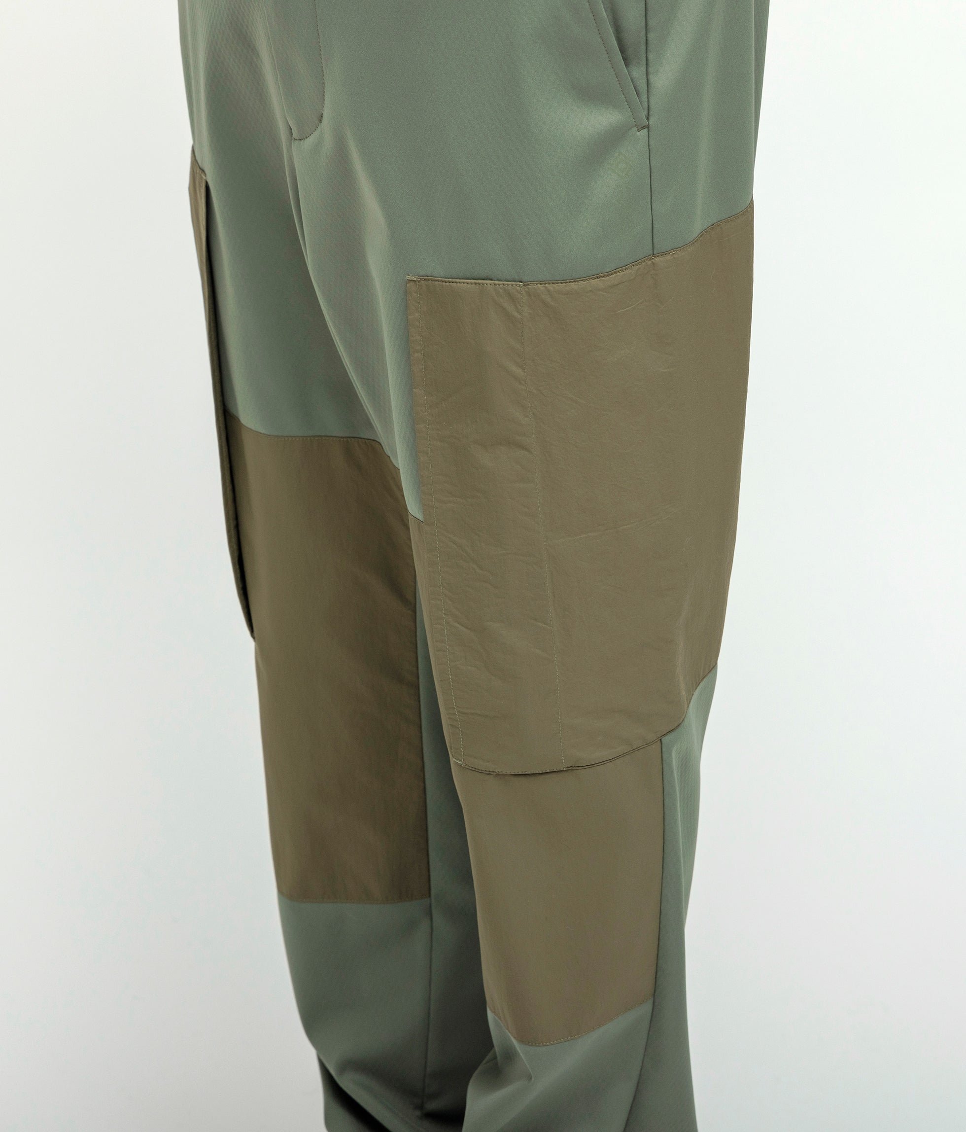 WIND STOPPER SOFT SHELL CARGO PANTS