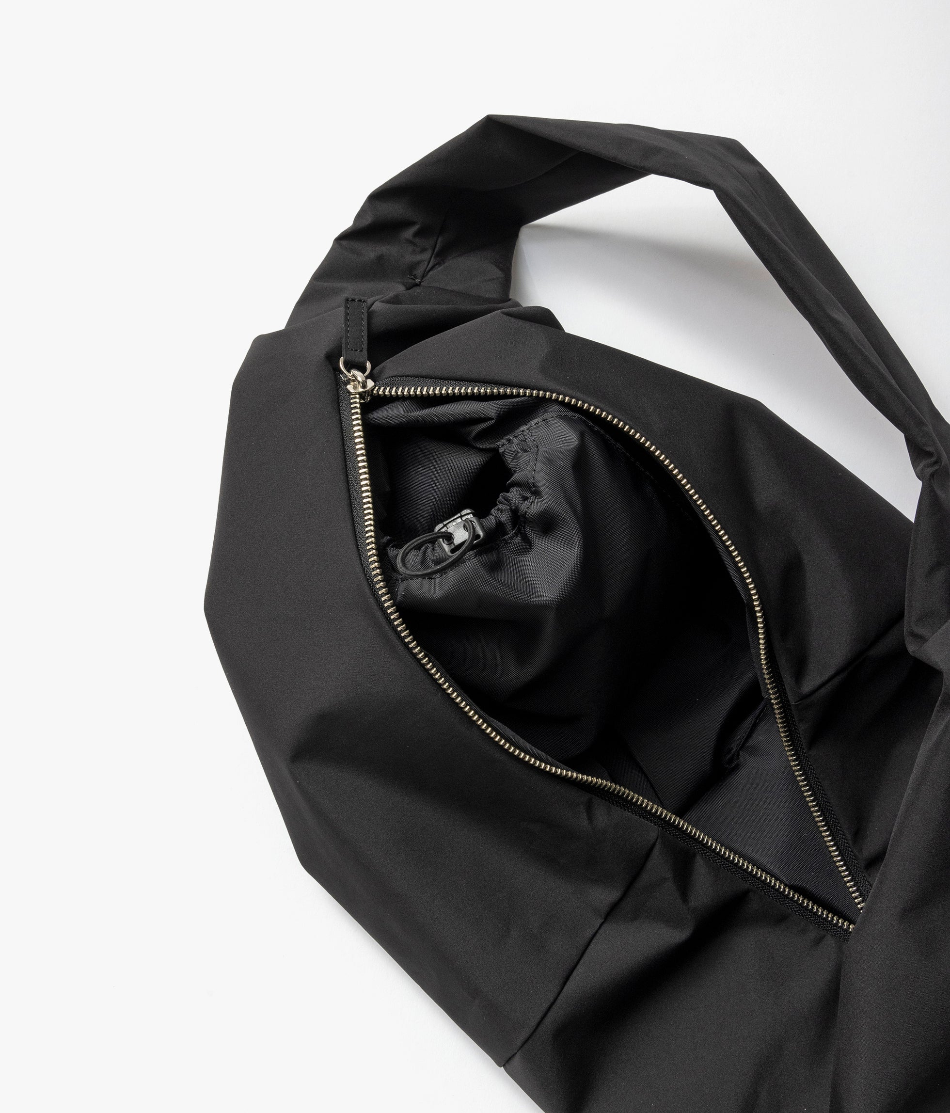 DWR SHOULDER MOON BAG